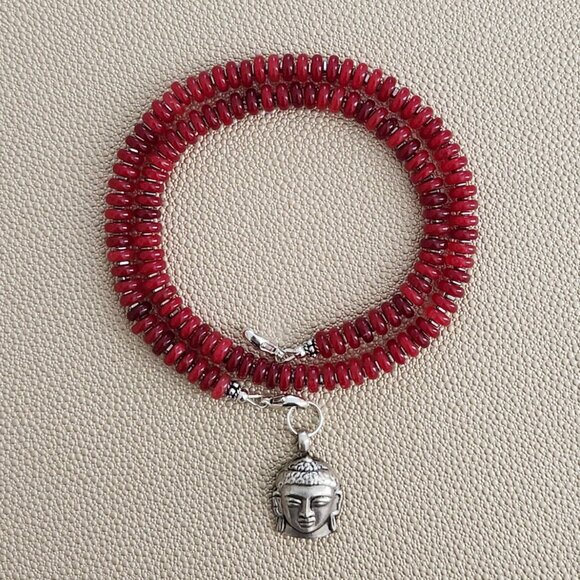 RED JADE NECKLACE W/ BUDDHA PENDANT--18" - Picture 1 of 3